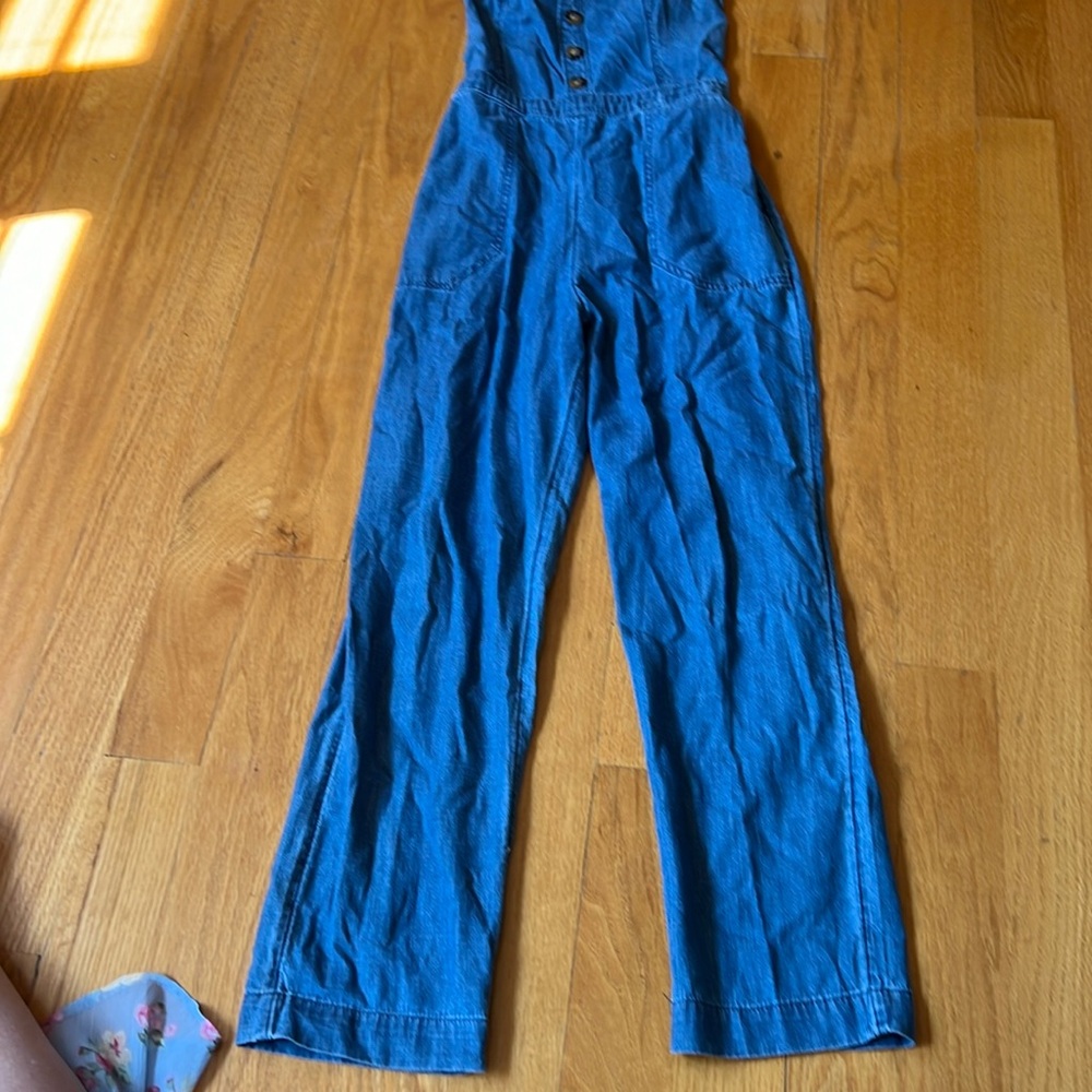 Abercrombie and Fitch lightweight Jean pants jumper